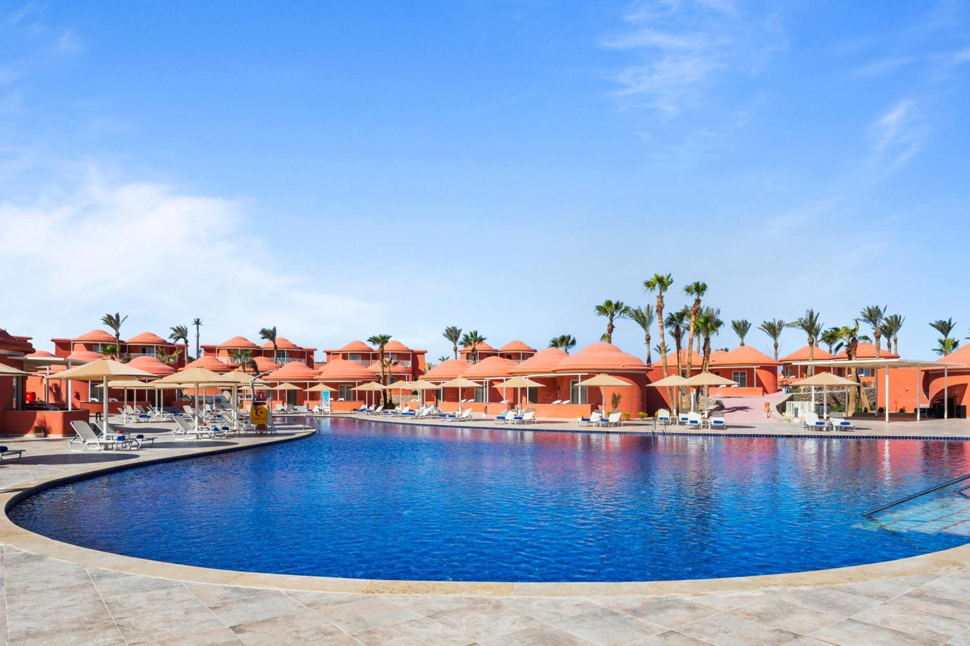 Pickalbatros Laguna Club Resort Sharm El Sheikh Exterior photo The swimming pool at the Iberostar Grand Hotel